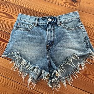 NWOT Urban outfitters BDG jean shorts size 26
